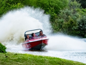 Jetboat Spray